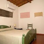 Santa Lucia בית חווה Tratalias