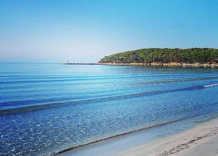 Santa Lucia Фермерский дом *