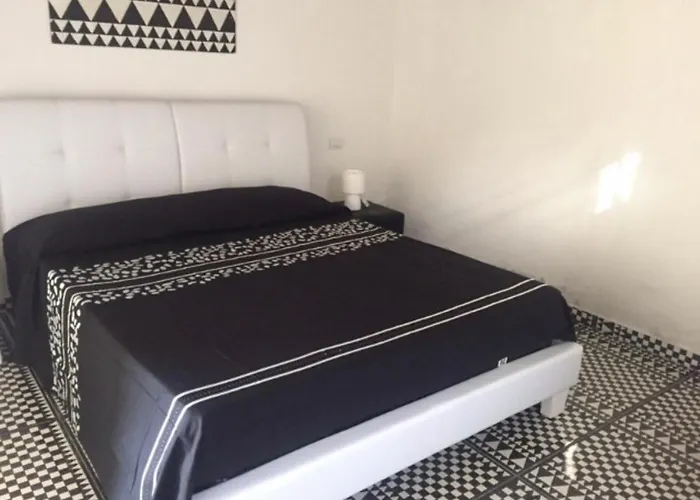 Santa Lucia Фермерский дом *