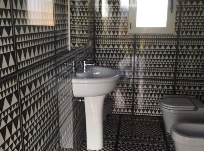 Santa Lucia Фермерский дом *