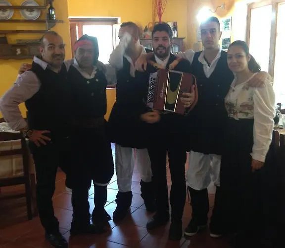 Фермерский дом Santa Lucia *